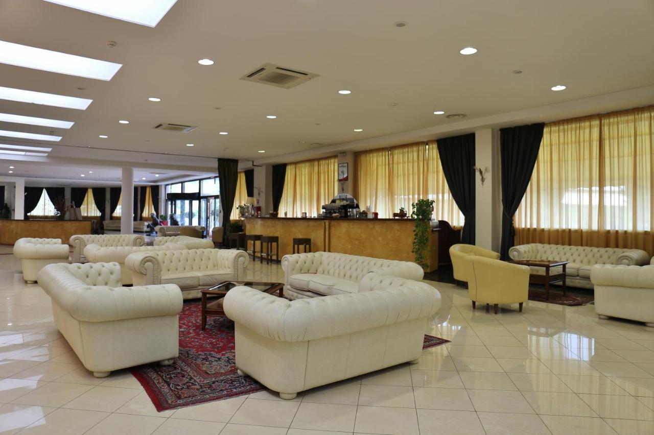 פיאצה ארמרינה Park Hotel Paradiso מראה חיצוני תמונה