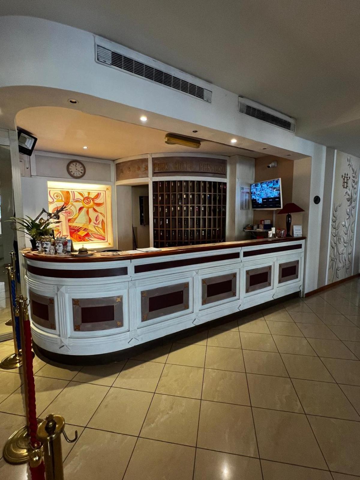 פיאצה ארמרינה Park Hotel Paradiso מראה חיצוני תמונה